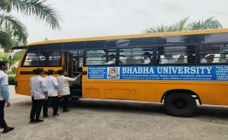 COLLEGE BUS