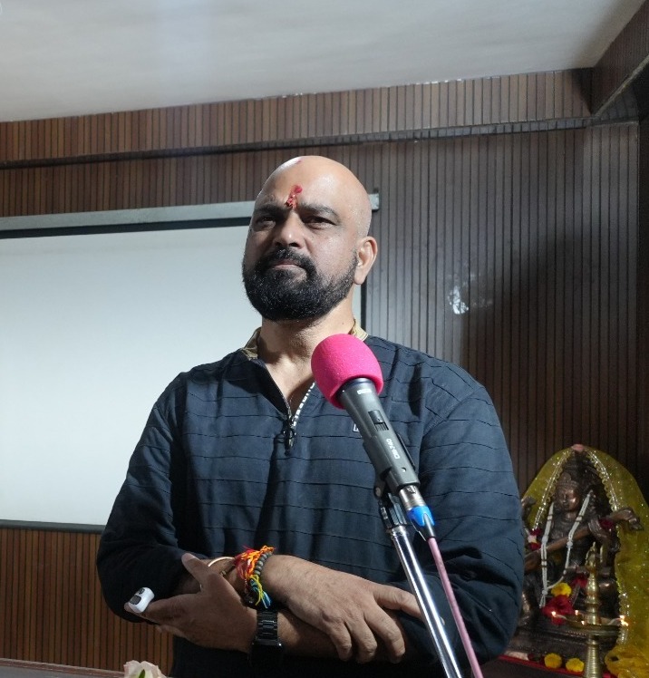Dr. Namish Mehta 